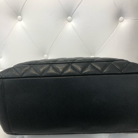 Chanel Grand Shopper Tote GST - Picture 5 of 8